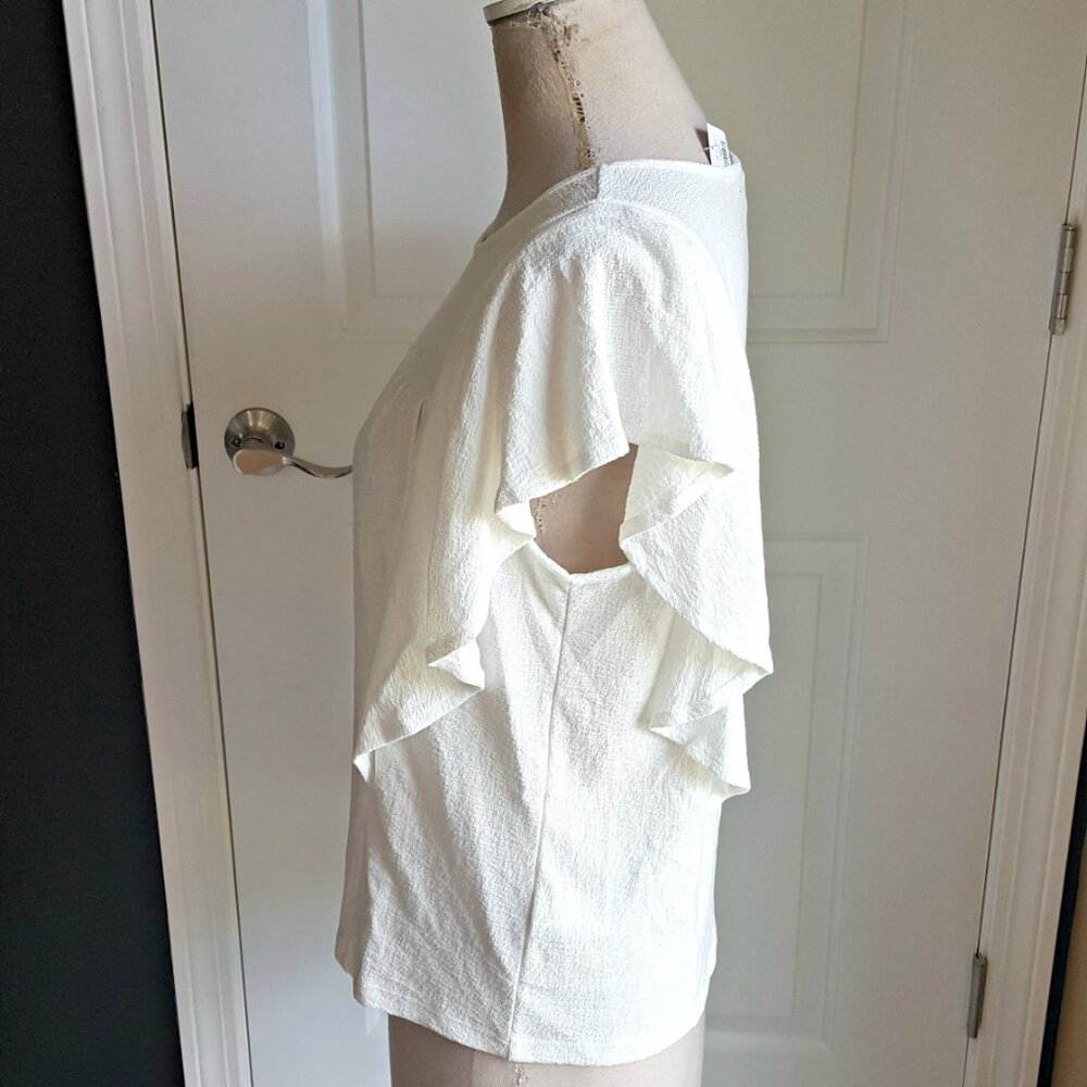NEW! RUFFLE SIDE BLOUSE By BANANA REPUBLIC - Picture 3 of 5